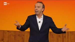 Roberto Benigni, monologo da brividi su Rai 1: «Bisogna essere orgogliosi di essere europei»
