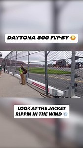 21K views · 777 reactions | Pack racing leads to CRAZY speeds  #racing #nascar #racecar #daytona500 | B/R Racing | Facebook
