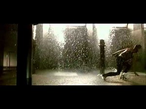 Resident Evil afterlife Alice & Claire Redfield vs The Axeman ( HD )