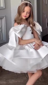 Little bride inspiration... Would you rock this for your little bride🤩🥰 Let them shine too. ..stop wearing them that kind dress😁 Happy wedding day 💃💃💃 Video not mine... credit Instagram videos. #littlebride #weddingaccesories #lowensbridals | Lowens Bridals