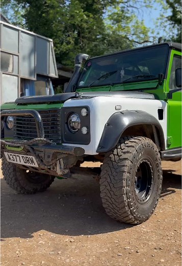 Land Rover Defender 90: The Ultimate Off-Road Experience