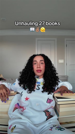 Book Unhaul: Organizing My Shelf Space