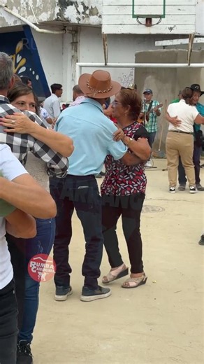 ¿Quién baila mejor en Tacaloa? 🤠🎶
