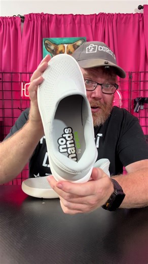 These Crocs Locale Ease Slip-On shoes are insanely comfortable 😮‍💨 Perfect everyday slip-ons for errands, travel, or just relaxing. Super lightweight, cushioned, and easy to wear all day. If you like comfortable shoes, these are a must try. #crocs #crocsslipon #crocsshoes #shoes #comfortshoes