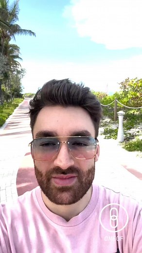 I'm excited to announce my #OliPods #NFTs are coming to @OneOf! 🦎 The art is really cool and the NFTs come with some really exciting perks, plus they feature new music 🔥 Hit the link in my bio and sign up to be the first to know when they drop! 😎#oliverheldens