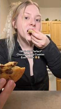 The BEST soft chocolate chip cookies 🍪🍦 #shorts #cookies #dessert #baking #icecream