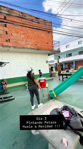 Jota Yepez Art | Huele a Navidad con @quimicolor.ve y @zonadedescargaoficial . Así vamos | Instagram