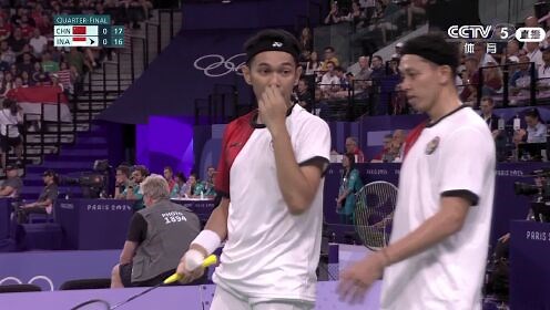 【回放】巴黎奥运会羽毛球男子双打1/4决赛：梁伟铿/王昶 vs阿尔菲安/阿里安托全场回放