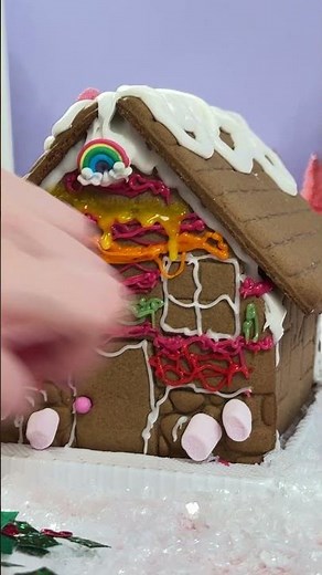 😍🎅 Candy, Glitter & Magic! Let's make Jill’s Princess Gingerbread House! 🍭 #Christmas #diy