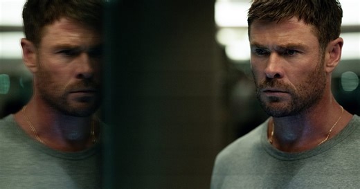 Crime 101 review: Chris Hemsworth and Mark Ruffalo reunite in thriller with echoes of crime classic Heat