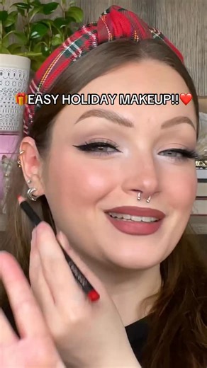 26K views · 653 reactions | EASY HOLIDAY BOW MAKEUP!!❤️ What kind of...