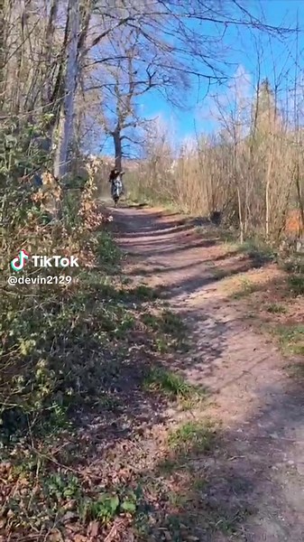 Exploring Mountain Biking: Downhill and Enduro Techniques