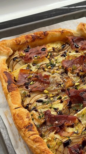 This pear and brie puff pastry tart is my new favorite winter appetizer. It is sweet, savory, and easy to make with store-bought puff pastry, which makes it perfect for holidays, hosting, or a cozy night in. The full recipe is free on my website here: https://colbytroy.com/pear-brie-and-prosciutto-puff-pastry-tart/ #PearBrieTart #PuffPastryAppetizer #WinterEntertaining #holidayappetizers #easyholidayrecipe | Colby Troy