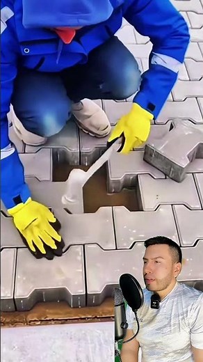 How to pave a floor with perfect cobblestones. 🧱✨