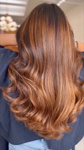 Un altro capolavoro di @colorbyblancajanet (IG). Alzi la mano chi non adora questo look, noi lo troviamo fantastico! 😍 #PaulMitchell #PaulMitchellItaly #PaulMitchellPro | Paul Mitchell