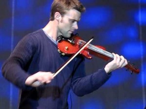 Jesse Spencer's Violin Issues