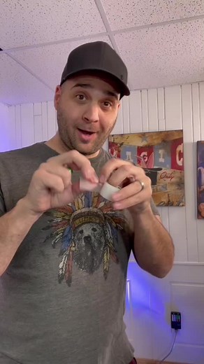 Battery Magic Revealed!! 😱 #tabletop #HolidaysOurWay #magicrevealed #michaelthemagician #magictricks #learnmagic