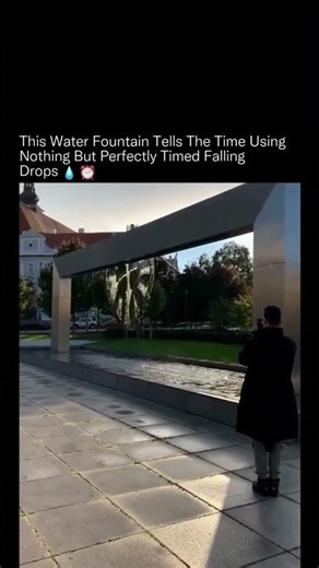 This Water Fountain Tells The Time Using Nothing But Perfectly Timed Falling Drops ☔️