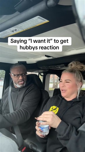 He didnt like that 藍藍藍 #funnyvideo #couplescomedy #prestons #iwantit #prank | Prestonlol | Facebook