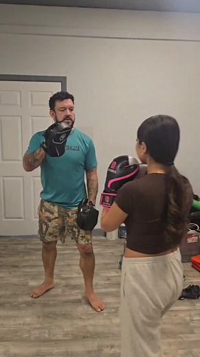 Pad work with my first born, @isabelledeblass. There are no limits to how far I'd go to protect my daughter, but I also do my best to make sure she can protect herself. I'm telling you, she's tiny, but this girl throws 🔥. Give no sh*t, take no sh*t. Avoid problems, but if problems come, no problem. I love these @breakpointfc mits. 📽 @daniellel_626 | Tom DeBlass