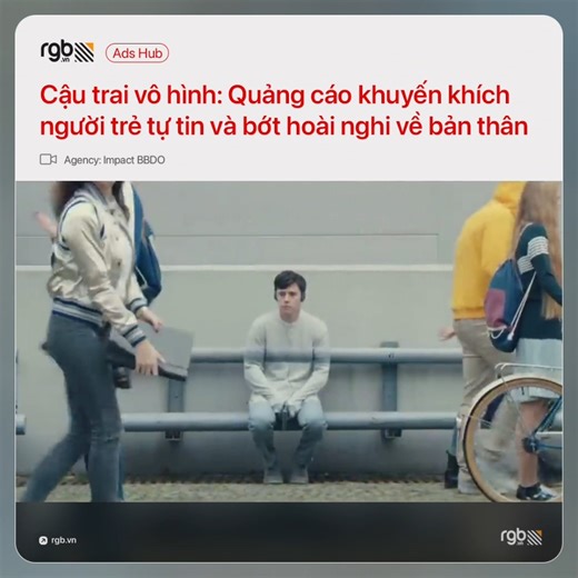 CẬU TRAI VÔ HÌNH: QUẢNG CÁO KHUYẾN KHÍCH NGƯỜI TRẺ BỚT HOÀI NGHI VỀ BẢN THÂN ĐỂ TỰ TIN THỂ HIỆN Năm 2018, Centrepoint - chuỗi bán lẻ thời trang và phong cách sống tại Trung Đông đã ra mắt brand film “Show Yourself” như một bước tái định vị quan trọng. Thay vì chỉ quảng bá sản phẩm, chiến dịch đặt trọng tâm vào một thông điệp giàu cảm xúc: “Đừng vùi mình dưới những lớp tự hoài nghi và bất định. Bạn có thể đạt được nhiều hơn thế khi dám bước lên và nắm lấy khoảnh khắc của mình.” Dự án được thực hi