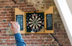 How to Stop Darts Dropping Low (Causes and Fixes) | Game and Entertain