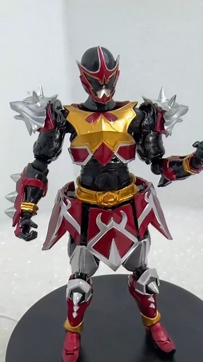 DEMO POSING: VAF09 - VAF10 V.A.F - Vietnam Action Figure: Custom và bán Mô hình Action Figure. - Cung cấp các dòng Mô hình Action Figure chính hãng và mô hình Action Figure in 3D độc quyền. - Custom các mô hình Action Figure, custom theo yêu cầu. ✔️ Mô hình có cử động khớp, tạo dáng được nhiều tư thế. ✔️ Phù hợp trưng bày trên kệ, tủ, bàn làm việc... ✔️ Không phù hợp trẻ nhỏ dưới 3 tuổi vì có chi tiết nhỏ, góc cạnh nhọn. ✔️ Độ tuổi phù hợp: 15 . Dưới độ tuổi này phụ huynh cân nhắc khi mua cho co