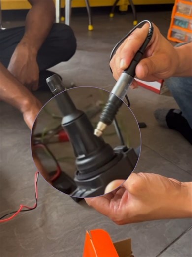 🔧 Plug Coil 是否漏电， 不能靠感觉，只能靠检测。 我们使用专业检测仪： ✔️ 检查点火稳定度 ✔️ 判断漏电与弱火情况 ✔️ 精准找出问题 Plug Coil 避免误换零件， 省钱又安心。 📍 欢迎到店检测 MK Tyres & Aircond Services, Lorong Melintang, Hutan Melintang：https://waze.com/ul/hw0xy0uk1e 🔧 Plug Coil bocor atau tidak, tak boleh agak — mesti periksa dengan alat. Kami menggunakan alat diagnostik profesional: ✔️ Periksa kestabilan percikan api ✔️ Kenal pasti kebocoran & api lemah ✔️ Cari Plug Coil yang bermasalah dengan tepat Elakkan tukar alat ganti yang tidak perlu, jimat wang 