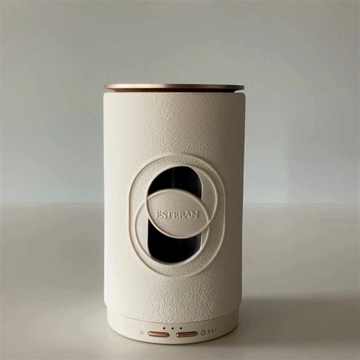 DESCAMPS MAROC on Instagram: "Découvrez le tout nouveau diffuseur sans eau d’Esteban Paris Parfums, doté de la technologie par air pulsé. Une brume sèche et parfumée, d’une finesse rare, qui enveloppe l’espace avec élégance, efficace jusqu’à 100 m²."