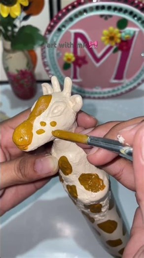 🧸🪄lovely giraffe 🦒 making ideas with waste 🧴 …. #art #artandcraft #creativeclayideas #ideas #diy