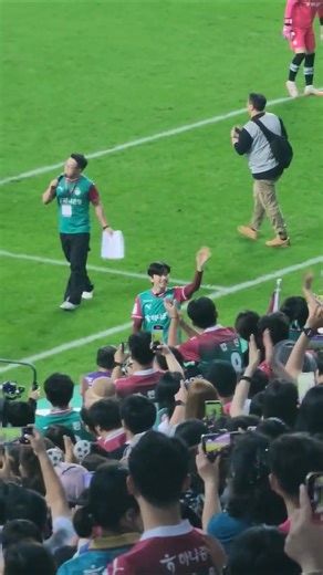 임영웅 시축후 인사 대전월드컵경기장 #seoul #korea