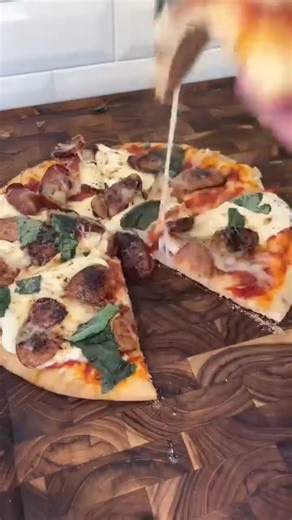 Grilled sausage pizza