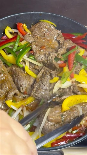 Cómo hacer un Bistec de Res para el Almuerzo!