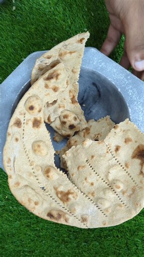 Dry Bread 🥖 Crunching ASMR | Satisfying & Relaxing Sounds#crunchynoises