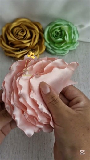 Como hacer flores con tela 🌸🪷