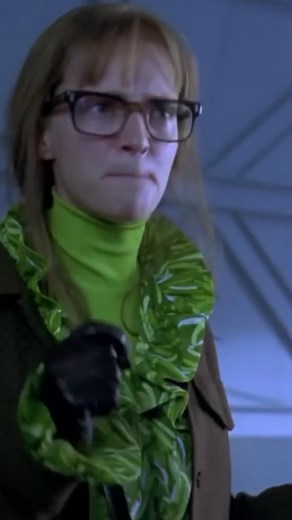 Uma Thurman as Poison Ivy in “Batman and Robin” #1997 #umathurman #georgeclooney #poisonivydc #poisonivycosplay