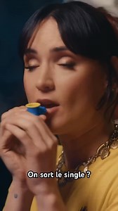 Le feat improbable 🐛🎶 #featimprobable #divertissement #musique #réaction #curiosité #artiste #chanson #tendances #surprise #vidéo | Natoo