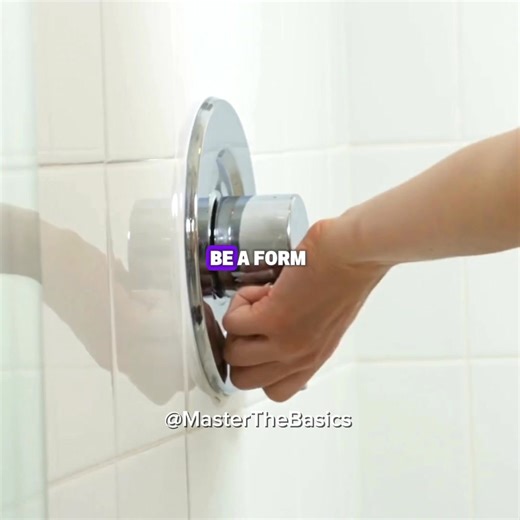 A shower can be more than just hygiene—it can be a form of mindful self-care. 🚿✨ When you step under the water, slow down. Breathe deeply, feel the warmth, and let the tension of the day melt away. Moving with intention, lathering slowly, inhaling deeply, and staying present turns a simple routine into a calming ritual. Science shows that warm showers can help lower cortisol (your stress hormone), improve circulation, relax tense muscles, and even prepare your body for deeper sleep. 🌙💤 The st