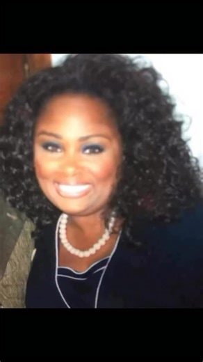 My body isn’t perfect but baby I celebrate where God has brought me from. Fighting weight my whole life, and I refuse to go backwards. For those who fight with being inconsistent, so was I. Don’t beat yourself up about it. ASK GOD for more than just houses and cars and for Him to pay a bill. Do what I did. I ASKED HIM FOR CONSISTENCY IN MY HEALTH. I’m the best me I’ve ever been. Hope this blesses someone. #Motivation #Exercise #FitGirl #5DaysAWeek #Can’tStopWon’tStop StopChurchFat Inspiration Th