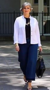 Looks casuales 60 y 70 #fashion #outfit #look #moda | Modas y Cortes de Cabello para mujeres de 40, 50, 60, 70 años y más