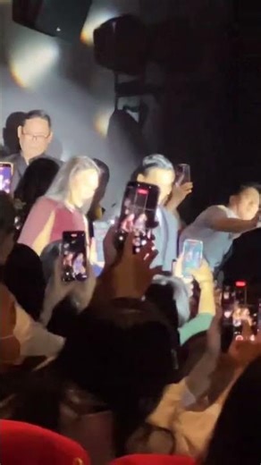 2 anh chị xuất hiện chấn động quá rùi #mytam #maitaiphen