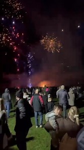 I just want to say a massive thank you to my firework event organisers last night for the most spectacular show we’ve ever seen Paul Tovey and crew Thank you to all my staff one of the most hectic nights but you smashed it guys well done 🥰 I will apologise for the queues at the bar this was a learning curve for us so next year more bars. To all thise who attended thanks you I hope you had a fantastic night. Vendor Chris and the lovely ladies thank you for being part of it | Somers Sports and So
