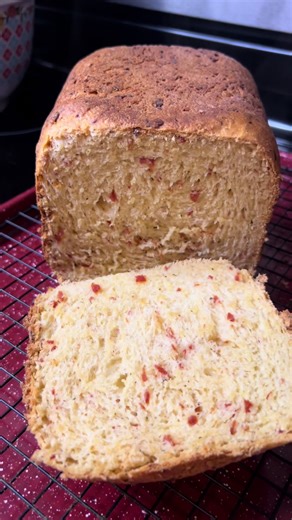 Pepperoni and Garlic Bread Machine Recipe