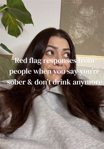 Major red flag responses to telling someone I’m sober.. People that have a problem with anyone who’s sober, is much more about them than you. When you get sober, you realise it’s project and deflection. Let me know in the comments, things people have said to you when you say you’re Sober.. & go give @The Sober Seat 💚💖 a listen, it would mean the world #addictionrecovery #recoverytok #alcoholic #sober #redflags