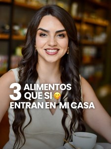 3 alimentos nunca faltan en mi casa 🤩 No porque estén de moda, sino porque ayudan de verdad a cuidar tu metabolismo, tu intestino y tus hormonas El repollo morado es una bomba para la microbiota y la inflamación Los huevos son de los alimentos más completos y saciantes que existen Y el primer alimento lo digo en mi video 👇🏻 Porque cuando aprendés a elegir alimentos que trabajan a favor de tu cuerpo cambia: tu energía, tu hambre, tu inflamación y hasta cómo responde tu metabolismo. Guardá este