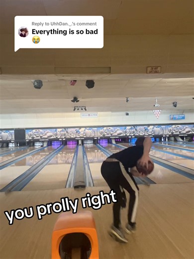 Mastering Two-Handed Bowling Techniques