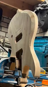 5.5K views · 45 reactions | #luthier #luthiery #lutherie #guitarmaker #luthierlife #guitarbuilder #guitarmaking #guitarbuilding #guitarrepair #guitarrestoration #guitartech #guitar #guitarist #guitarplayer #guitarriff #guitarchords #guitarsolo | guitaristes.officiel | Facebook