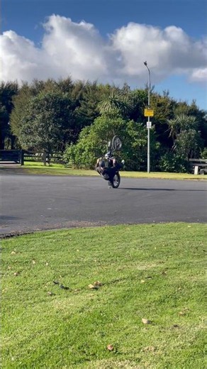 Finally can scrape #bike #dirtbike #supermoto #bikelife #nz #surron ￼