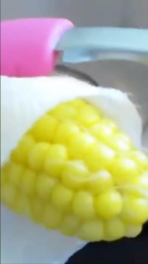 Microwave CORN-ON-THE-COB in 3 minutes 😋 Fast & Easy 😍 #food #fun #easy #vegetables #tutorial