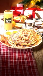 can we take a min to appreciate the cinnamon apple crisp pancake slam | Denny's
